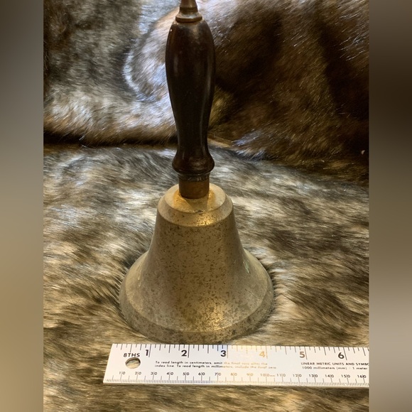 Silver school bell - Picture 1 of 4